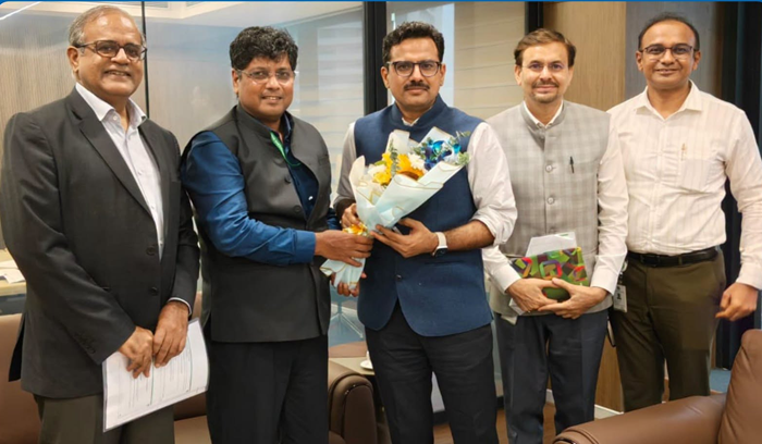 Mahanagar Gas MD meets CEO, MIDC